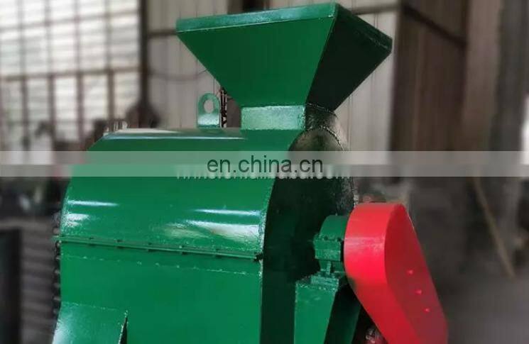 New design Fertilizer Urea crushing machine organic fertilizer crusher machine Chicken manure crushing machine