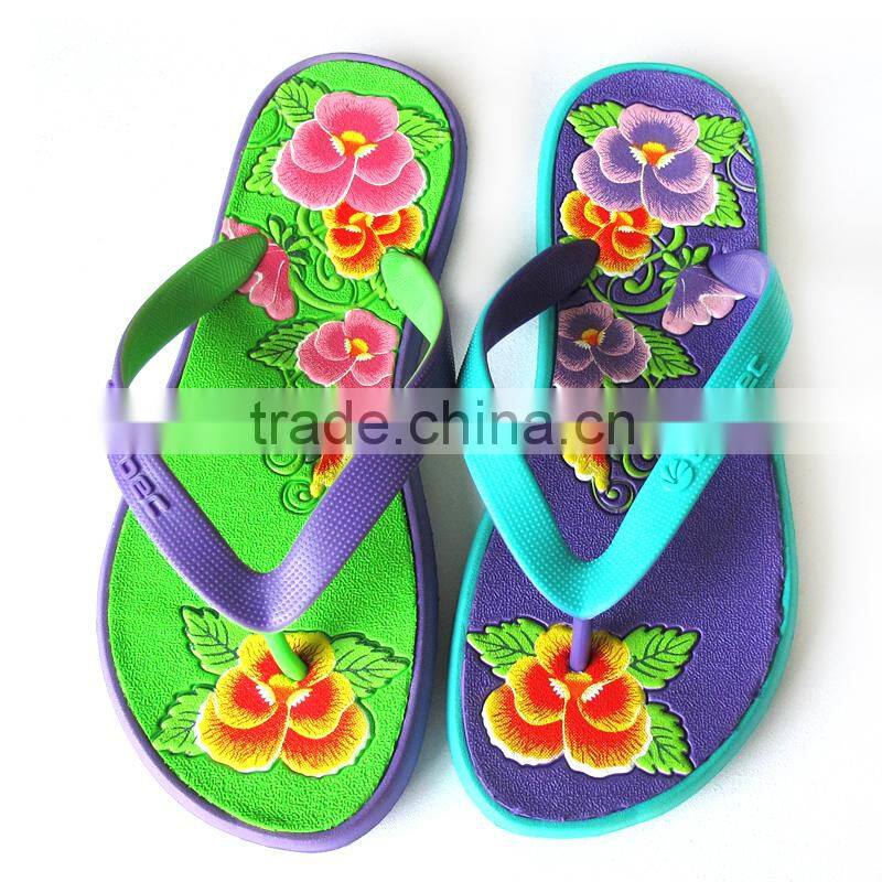 Ladies' fashion flip flop