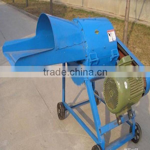 Automatic feed mill straw
