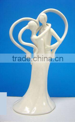 Hot sale porcelain figurines wedding gift