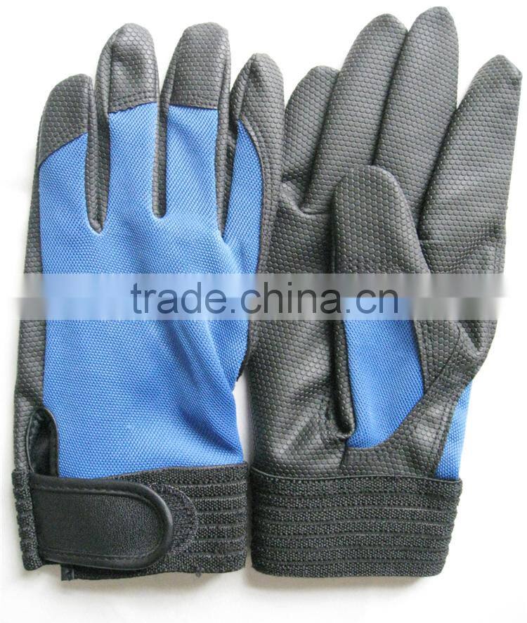 2015 PU Good Quality Firm Grip Gloves