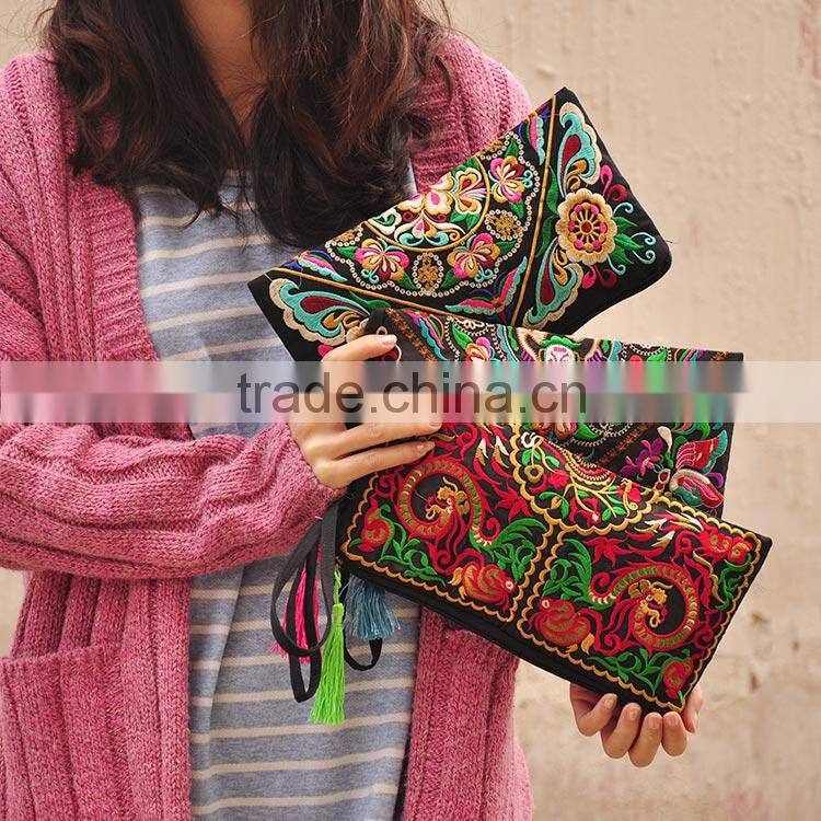 Ladies Cotton Jute Embroidery Hmong handle purse