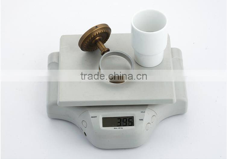 Antique bronze finishing brass round in shape tumbler holder