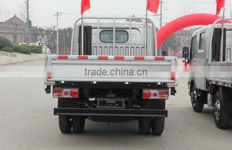 Dongfeng 4*2 double cabin mini truck