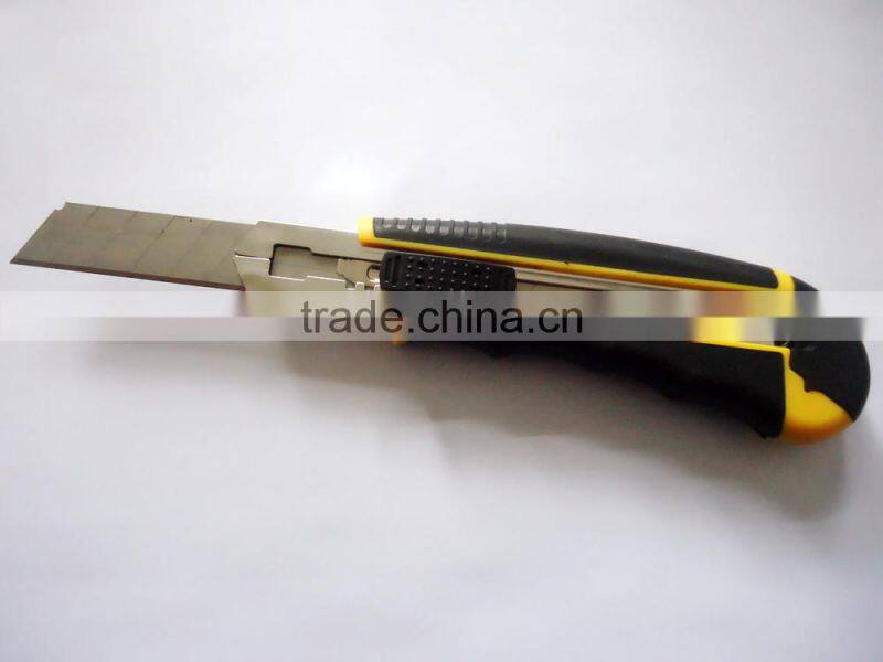 High quality Rubber grip Utility Knife with 8 pcs of spare blades