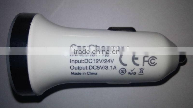 In-car 2 USB Charger for Iphone and Ipad with CE&ROSH usb car charger