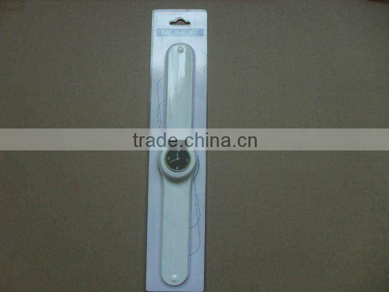 2016 attractive Silicone Kids Slap Watches slap band quartz watches slap wrap watch