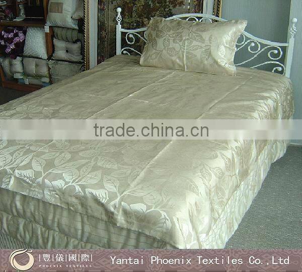 2013 newest embroidery bedspread set