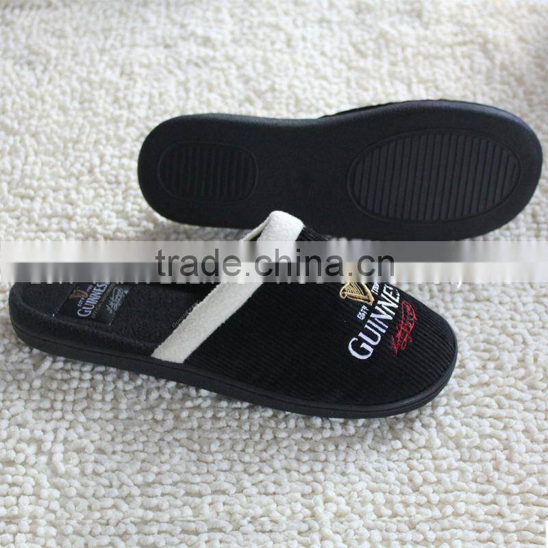 Premium quality colored fleece with embroidery logo mens mocassin slippers