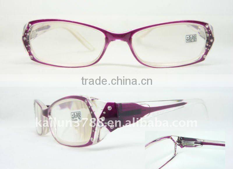 Hot Plastic Diamond Optical Glasses