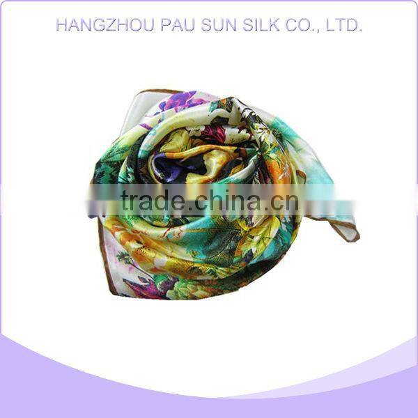 2015 New Arrivals luxury unique style pendant scarf