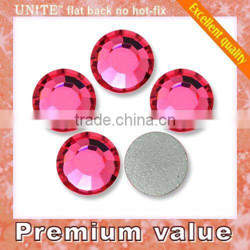 Flat back rhinestones rose