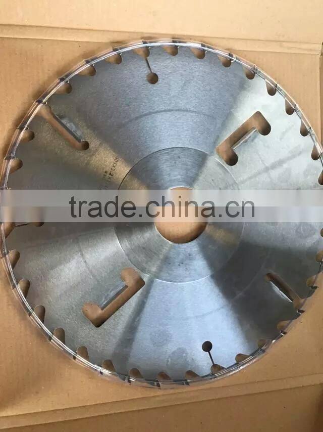 Log Multi-Blade Rip Saw and Board Edger