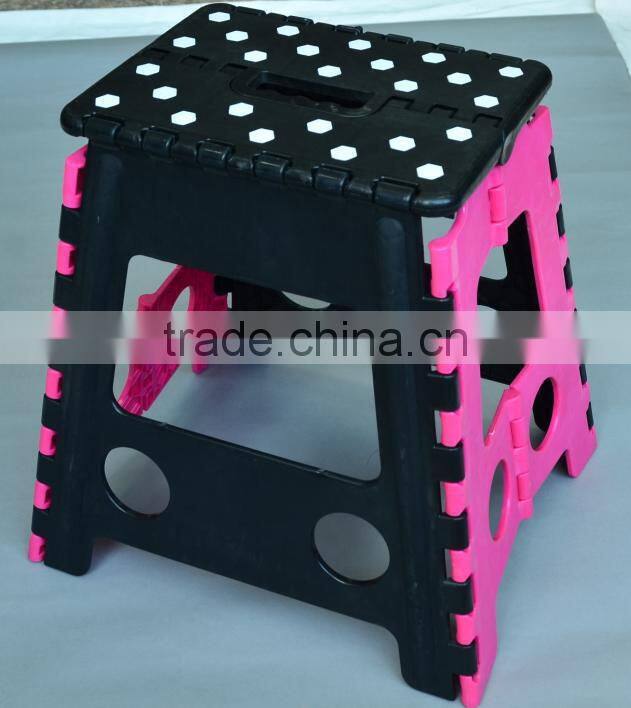 plastic lovely carton folded child chair
