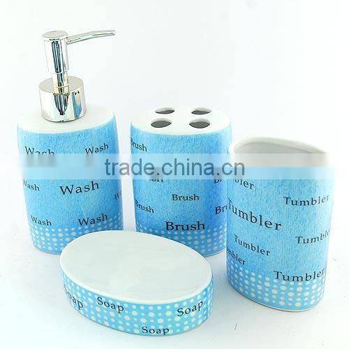 2015 ceramic bathroom set fashion design wiht english letter