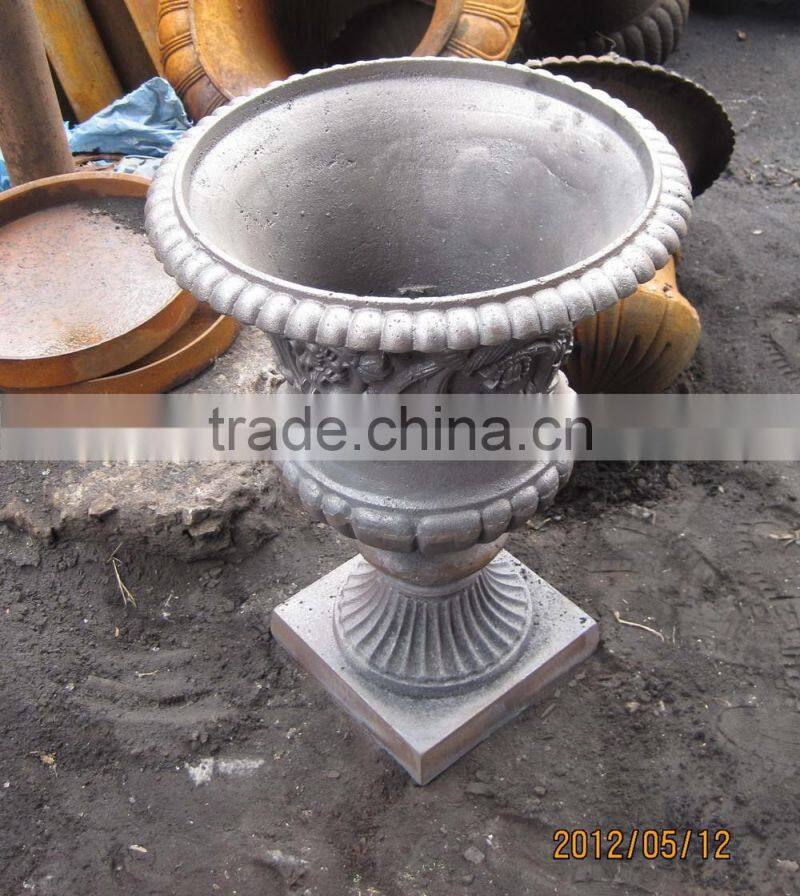 cast iron flowerpot, garden flowerpot, decorative flowerpot