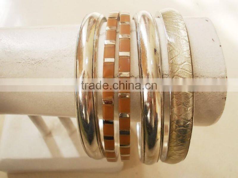 golden metal bangles