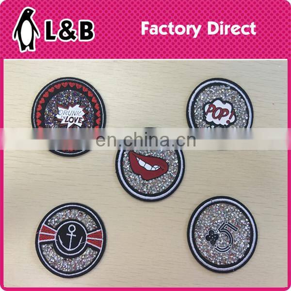 New design latest fashion hot fix rhinestone patch