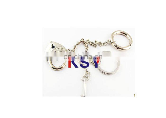 Car shape hot sell metal keychains full 3D with clothing