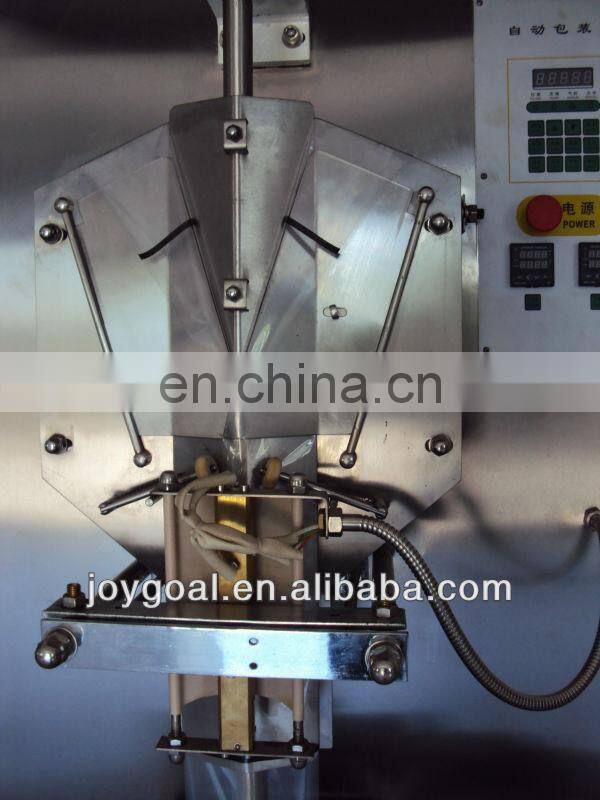 Hot filling sealing machine for liquid rape wine juice