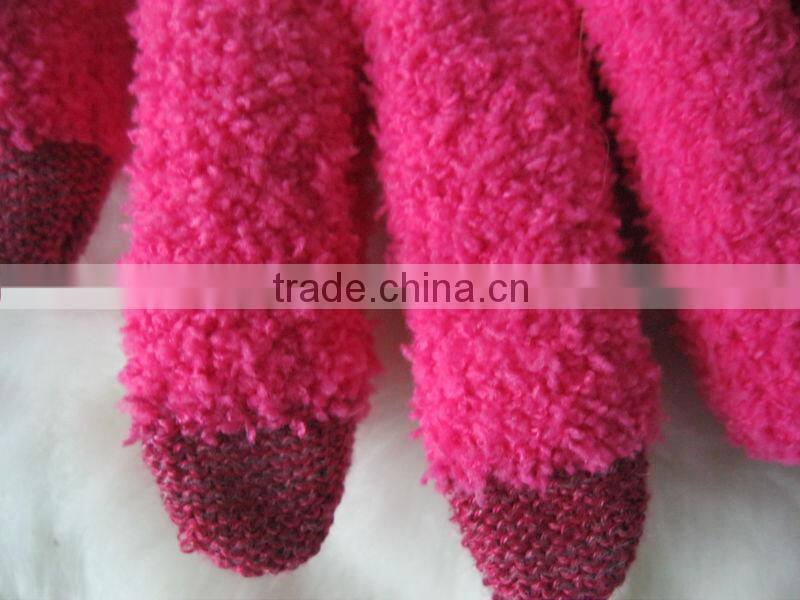sewing smartphone gloves for touch screen and panel