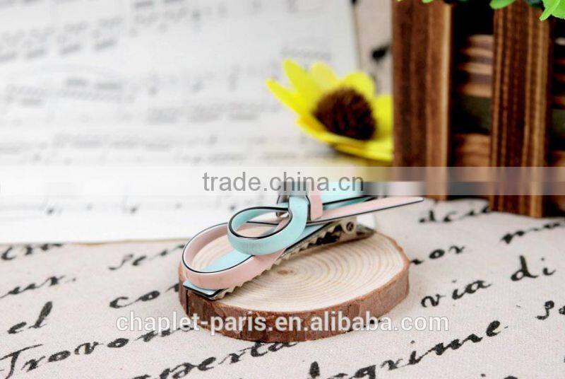 Wholesale brand hair accessories metal alligator clip eco friendly fashion kids hair barrettes with resin bow