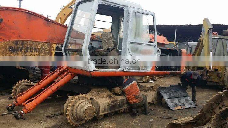 Hitachi EX200-1 original paint Loading