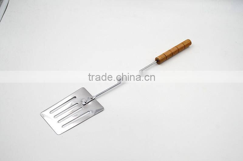2016 hot selling BBQ tool set with wooden handle