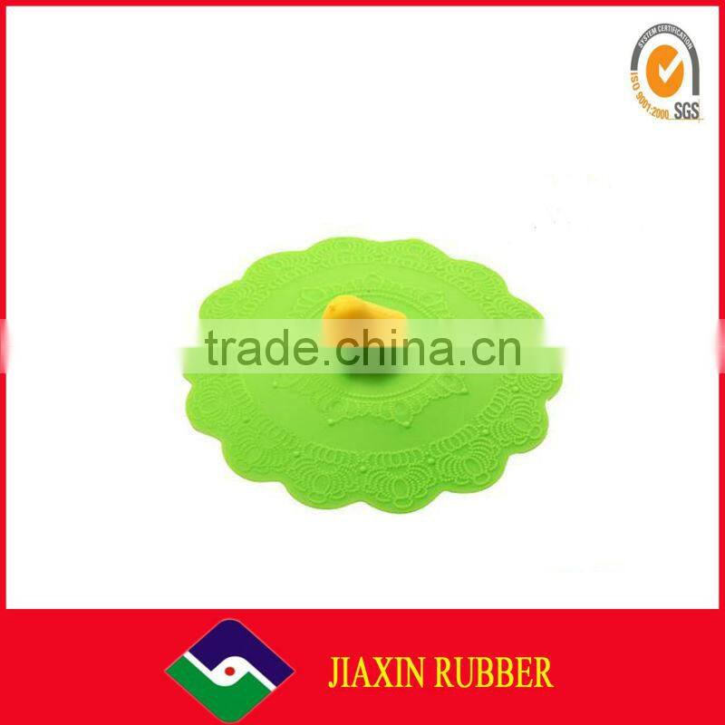 Collapsible rubber silicone cup holder