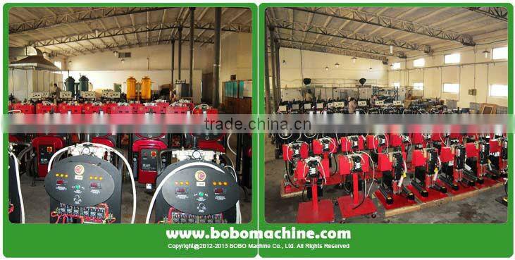 Polyurethane spray foam machine with gun