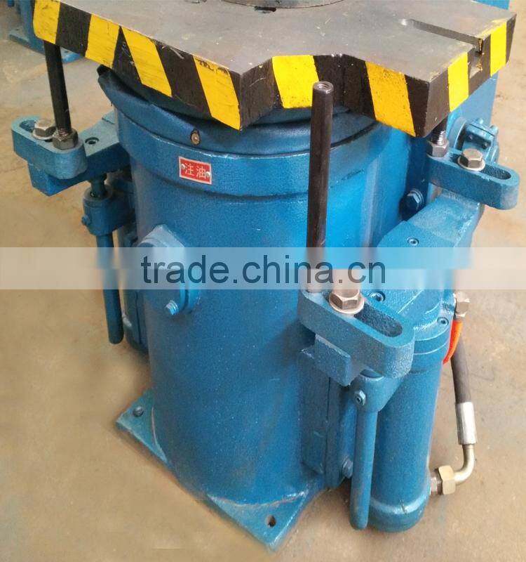 China Jolt squeeze metal molding machine