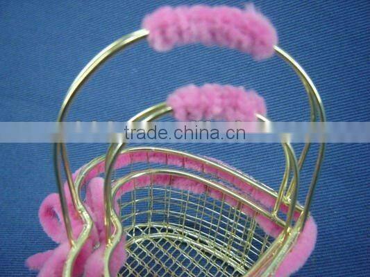 Small wire Art&Collectible decorative with wool rope basket with fixed handle