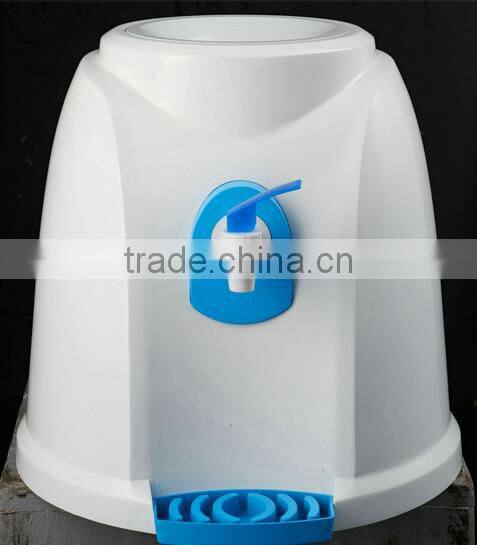Household small manual non electric water dispenser