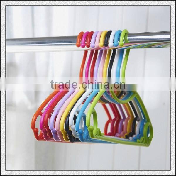 Customized high quality new product plastic hard cloth hanger OEM manufacturer Custom your own hanger