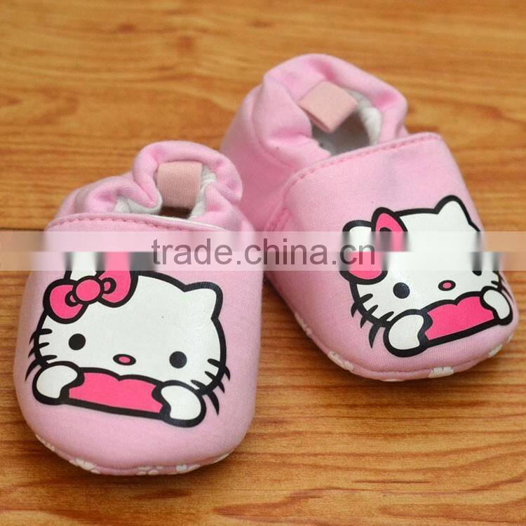Stylish Kitty printed Baby booties