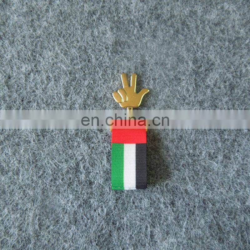 2017 UAE new design customized metal UAE flag pin badge for 46th UAE national day