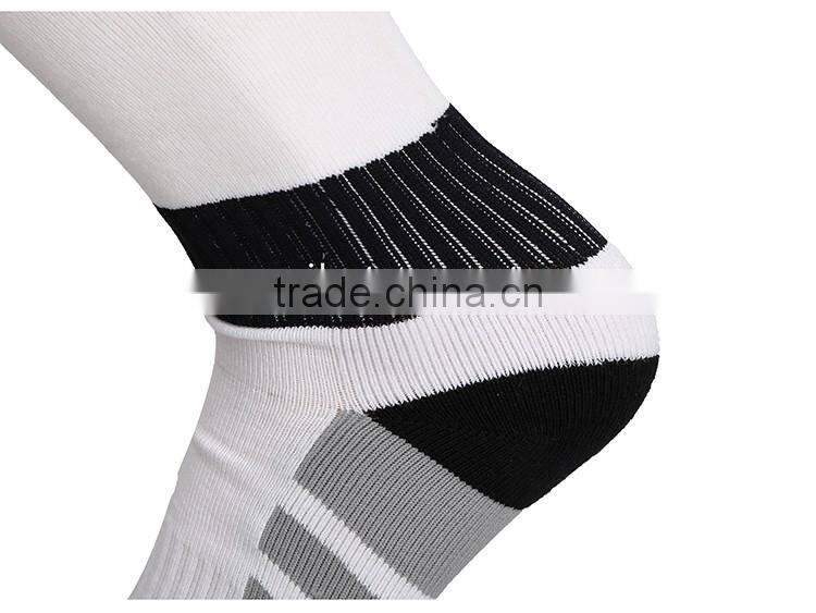 Low MOQ Custom Professional Dryfit Soccer sport football cotton socks