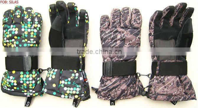 Mens leather sport winter ski glove wih inner glove