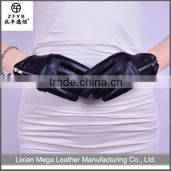 China wholesale custom Valentines Day Gifts leather gloves