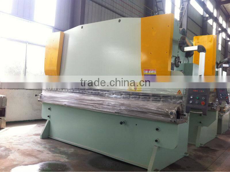 Hydraulic press brake 300Tons/4000mm Metal Plate Bending Machine