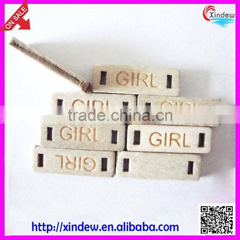 Heart-shaped wooden button for children 24L