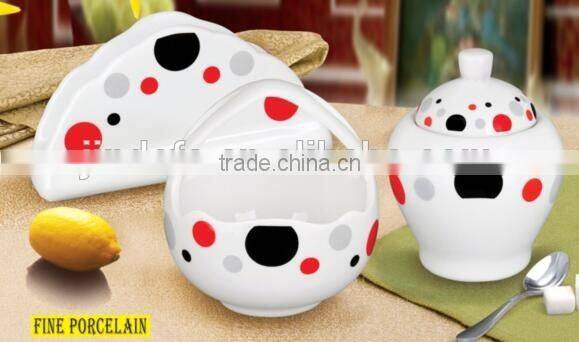 Hot sell to algerial market ceramic flowers basket decoration