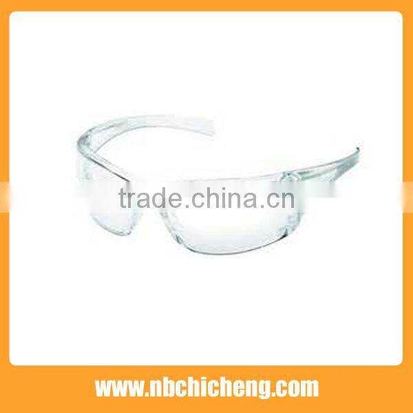 Protective glasses / vuurwerkbril