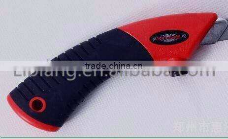 Long wooden handle garden saw