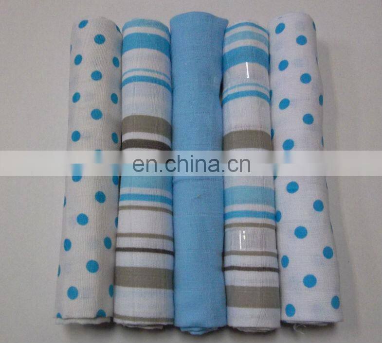 2017 Cotton Printed Gauze Diapers/Nappies Eco-friendly Fabric Printed Muslin Blanket Reusable Cloth Diaper
