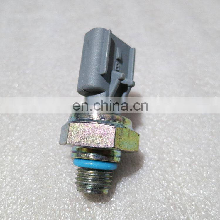 Sanfeng Truck QSX 4921519 Diesel Engine Oil Pressure Sensor