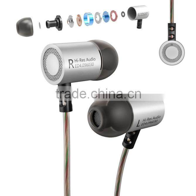 2016 popular Hi-Res Audio ED4.096030 Ear Headphone