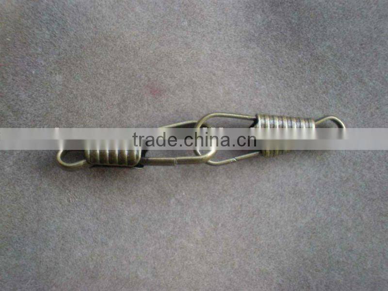 Metal snap hooks for bags