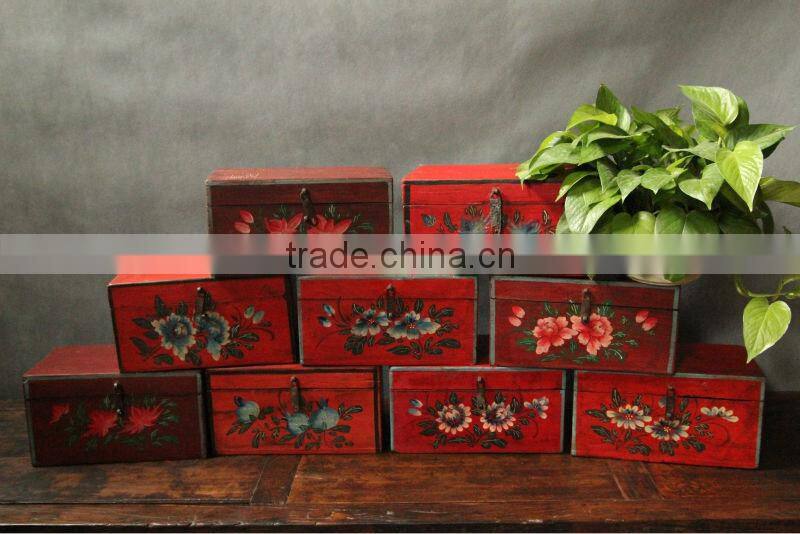 Chinese antique wooden box