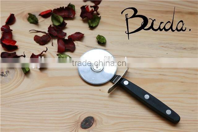 Household factory price multifunction stainless steel pizza cutter BD-P5340